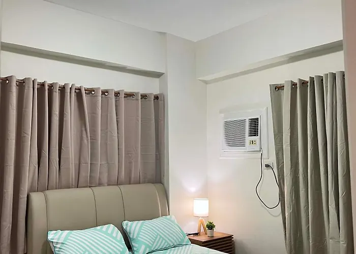 Teresitas Place At Amani Grand Near Mactan Cebu Airport ホテル 4*